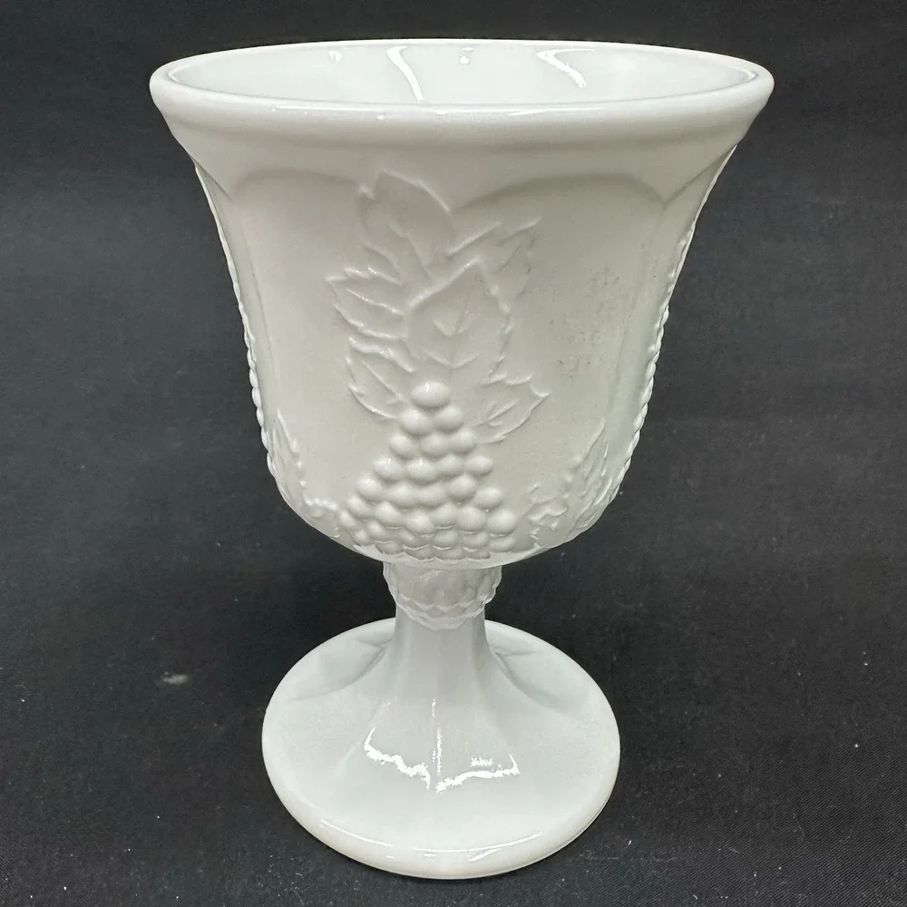 Indiana Glass - Colony Harvest Milk Glass 5 1/4